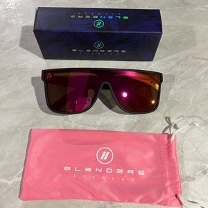 Blenders Midnight Emma Sunglasses